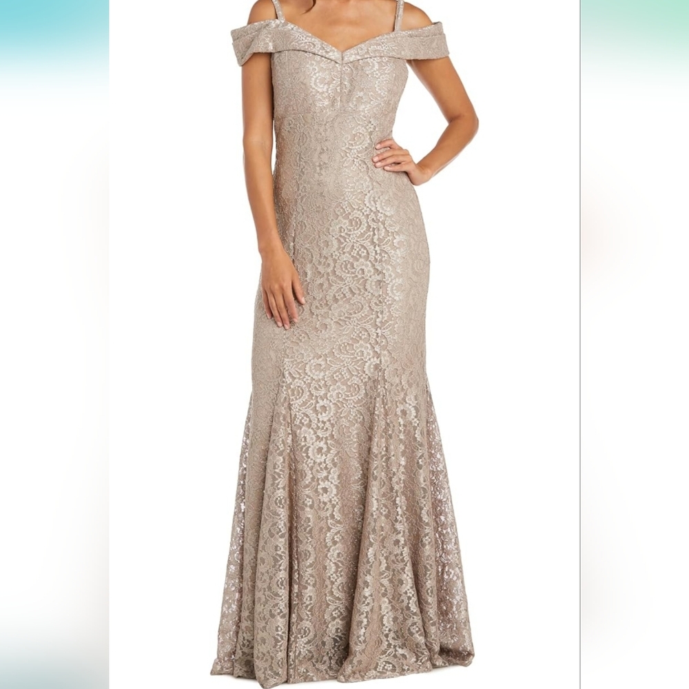 Elegant Off-Shoulder Lace Evening Gown